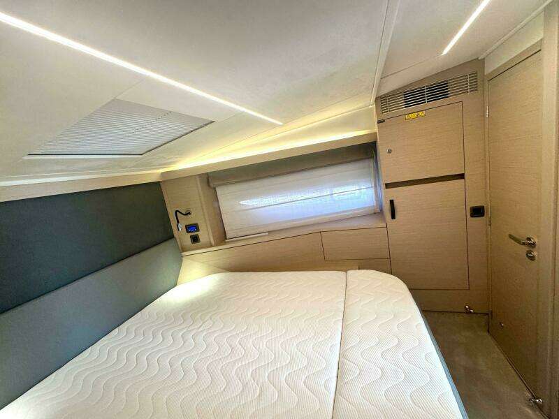 42ft Prestige Yacht For Sale