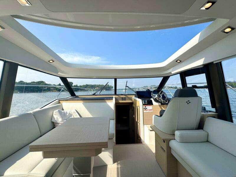 42ft Prestige Yacht For Sale