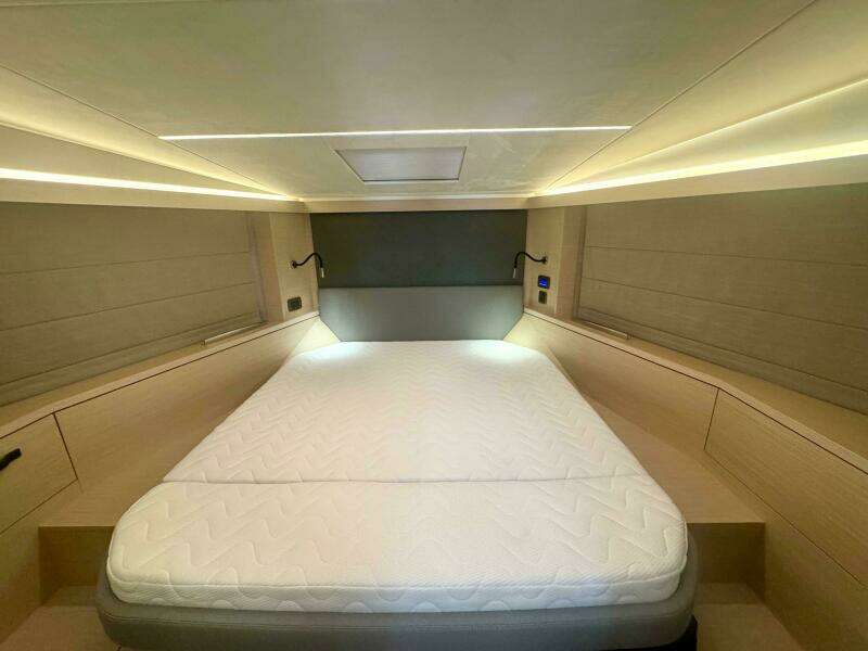 42ft Prestige Yacht For Sale