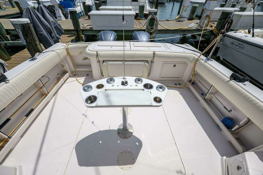 Sur Reel 33ft Grady White Yacht For Sale