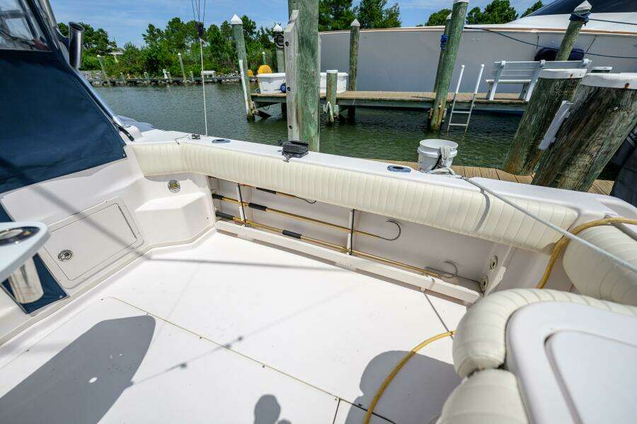 Sur Reel 33ft Grady White Yacht For Sale