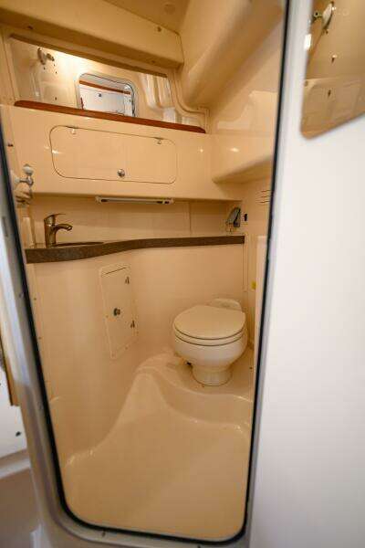 Sur Reel 33ft Grady White Yacht For Sale
