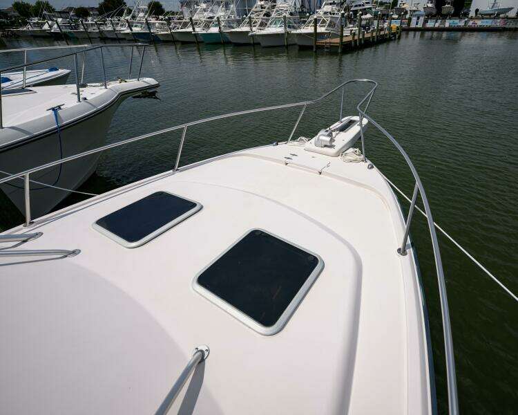 Sur Reel 33ft Grady White Yacht For Sale