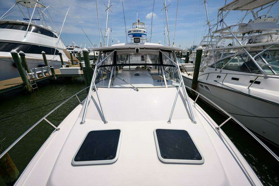 Sur Reel 33ft Grady White Yacht For Sale