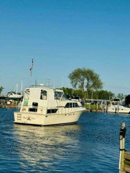 38ft Chris Craft Yacht For Sale