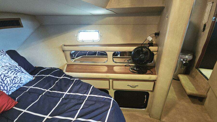 38ft Chris Craft Yacht For Sale