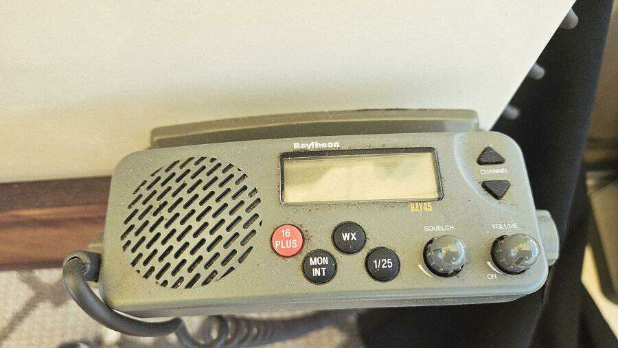 38ft Chris Craft Yacht For Sale