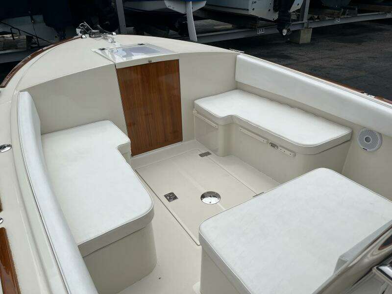 Believe 22ft Newport Yacht For Sale