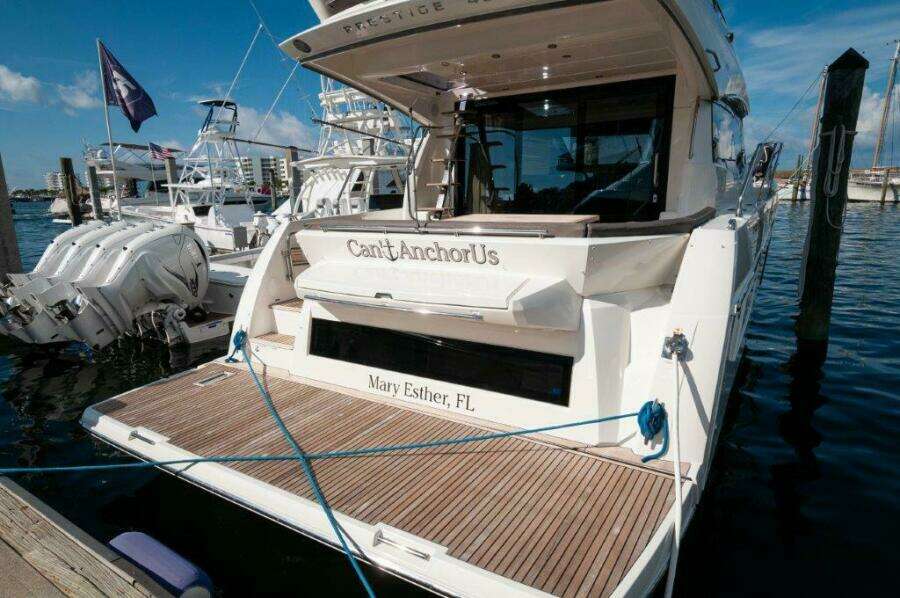 2017 Prestige 460 Flybridge-