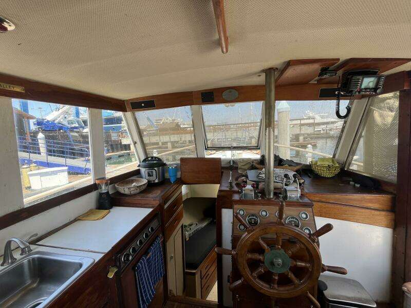 36ft Grand Banks Yacht For Sale