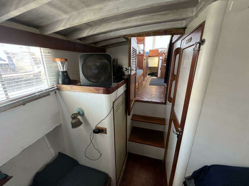36ft Grand Banks Yacht For Sale