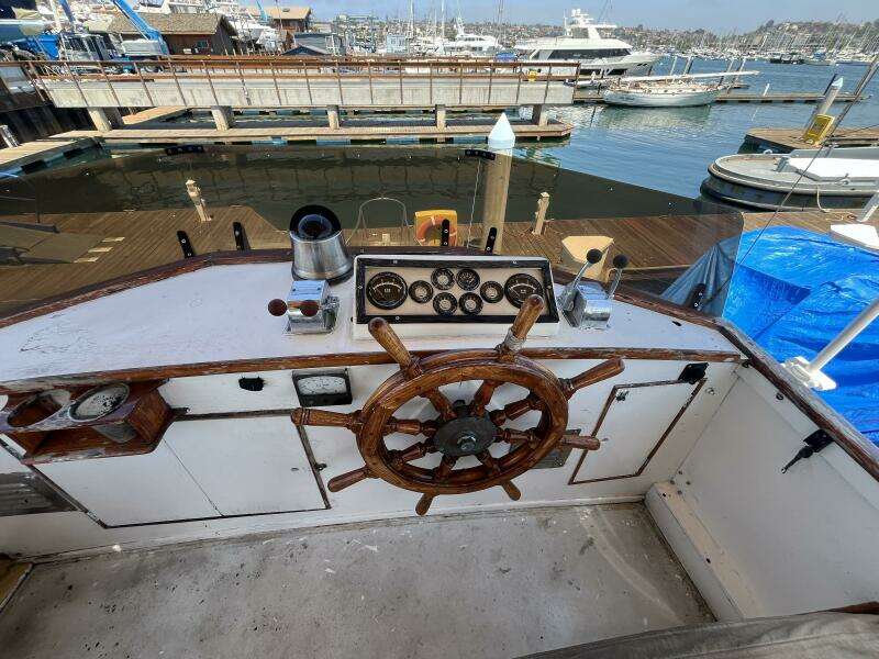 36ft Grand Banks Yacht For Sale