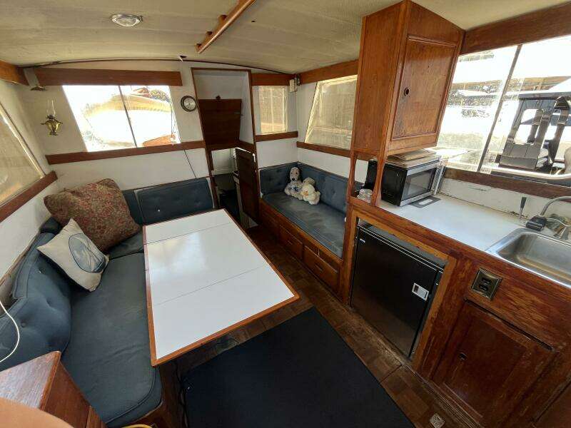 36ft Grand Banks Yacht For Sale