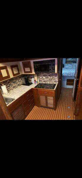 Hoss power 48ft Ricker Yacht For Sale
