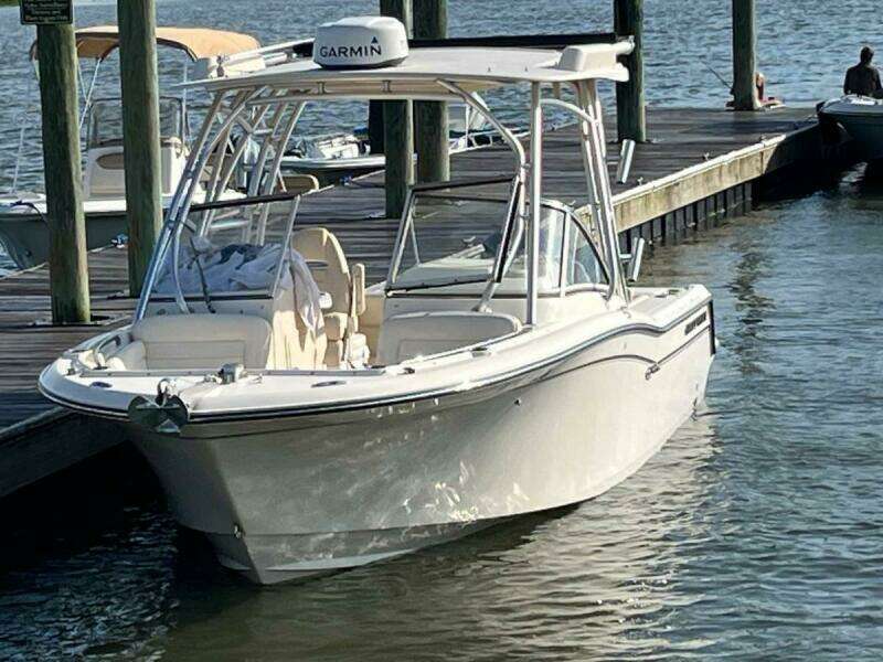 24ft Grady White Yacht For Sale