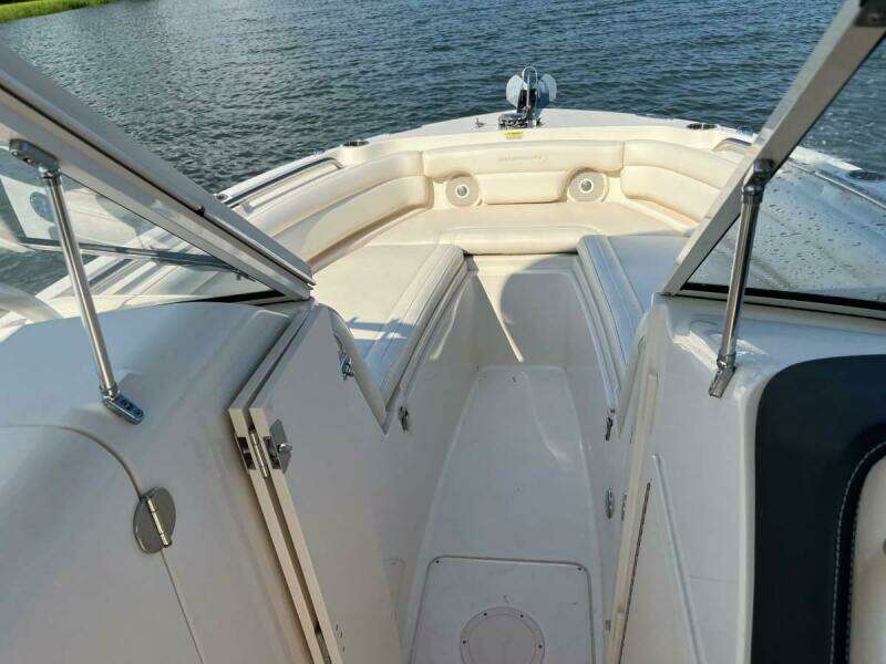 24ft Grady White Yacht For Sale