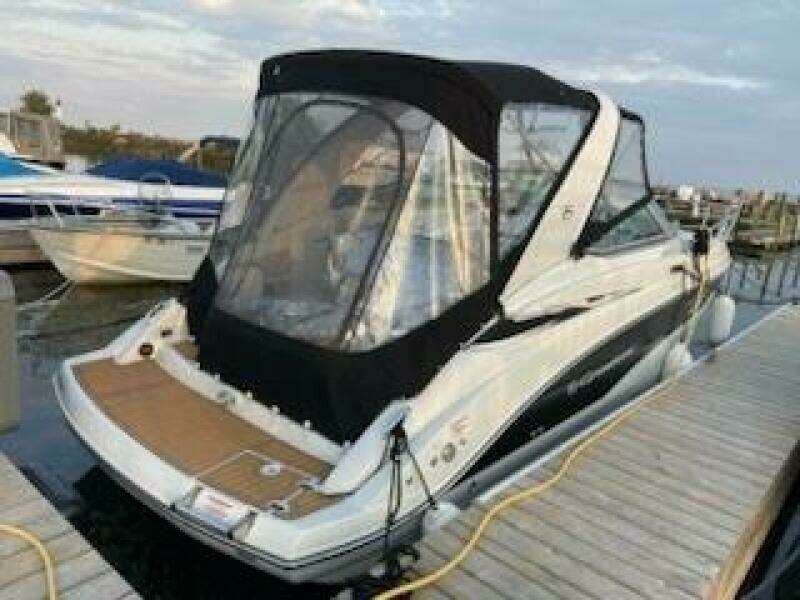 26ft Crownline Yacht For Sale