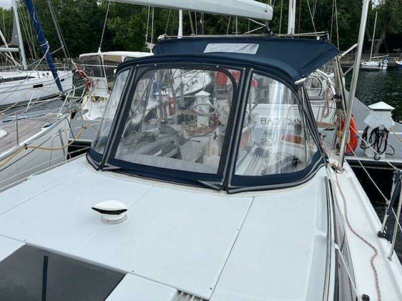 Pure Delight 33ft Hunter Yacht For Sale