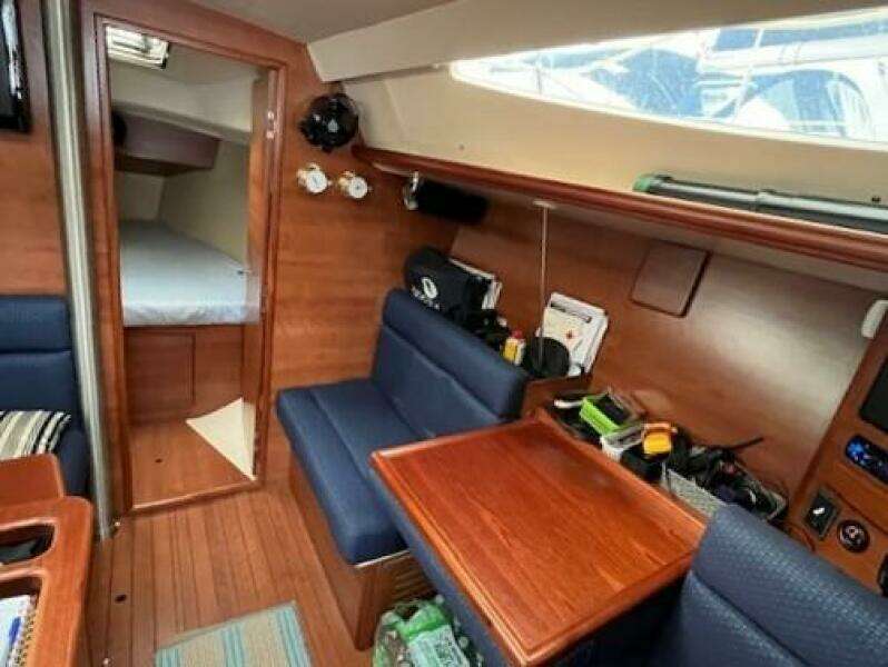 Pure Delight 33ft Hunter Yacht For Sale