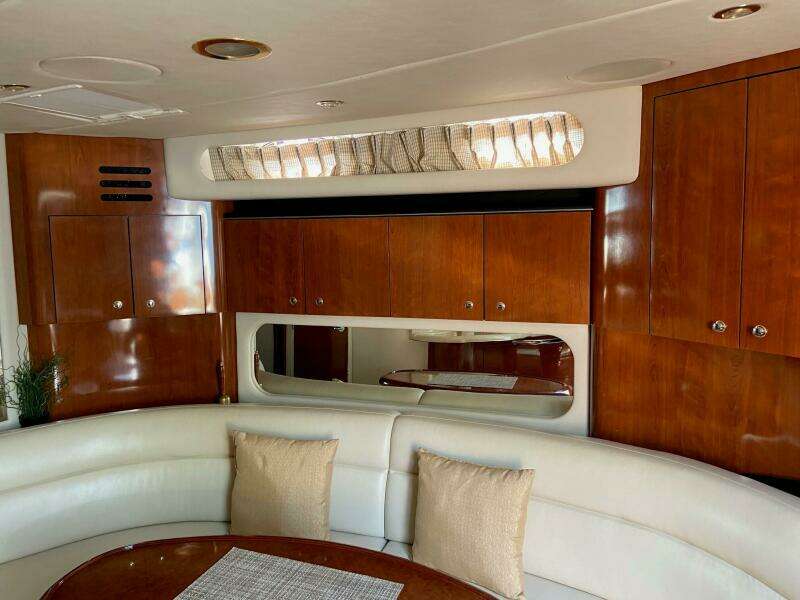 38ft Sea Ray Yacht For Sale
