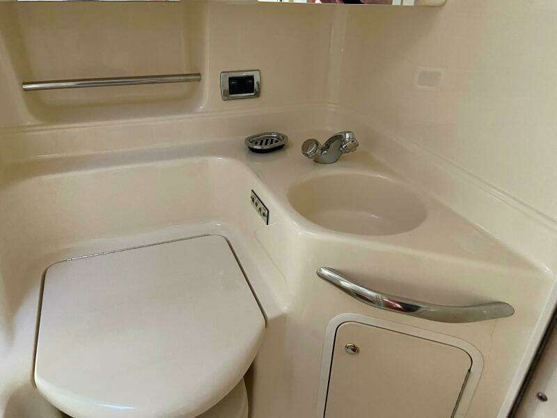 38ft Sea Ray Yacht For Sale