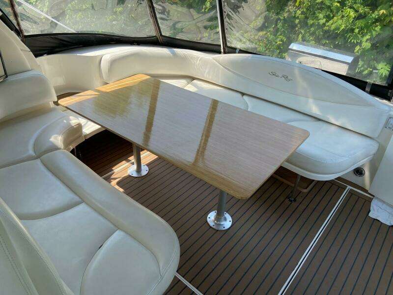 38ft Sea Ray Yacht For Sale