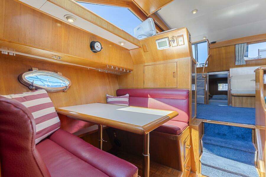 One Moor Day 44ft Ocean Alexander Yacht For Sale