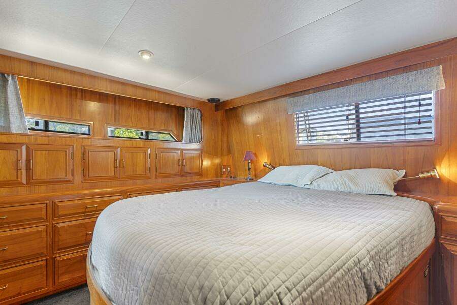 One Moor Day 44ft Ocean Alexander Yacht For Sale