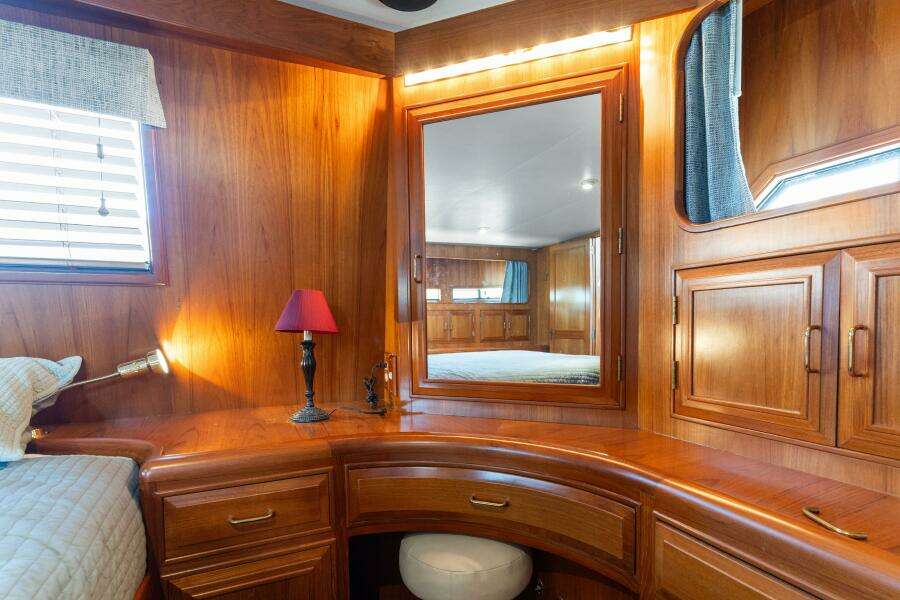 One Moor Day 44ft Ocean Alexander Yacht For Sale