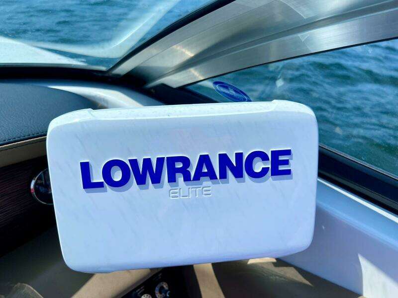 21ft Four Winns Yacht For Sale
