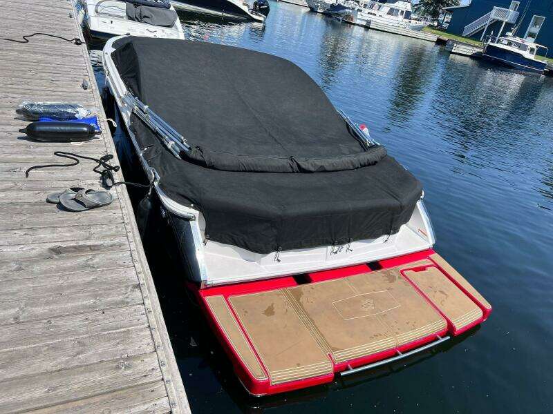 21ft Four Winns Yacht For Sale