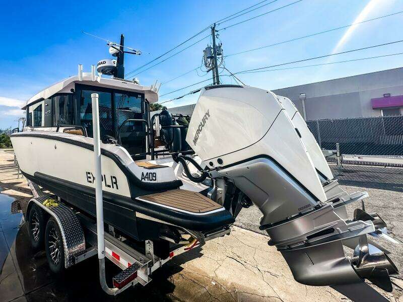 30ft XO Boats Yacht For Sale