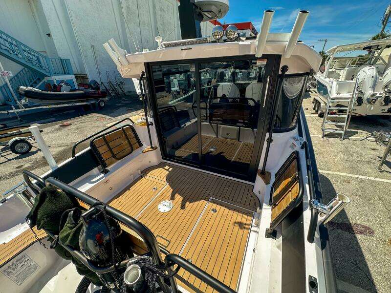 30ft XO Boats Yacht For Sale