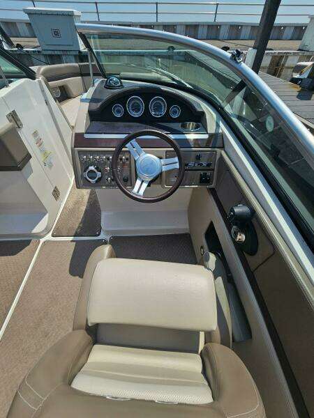 25ft Sea Ray Yacht For Sale