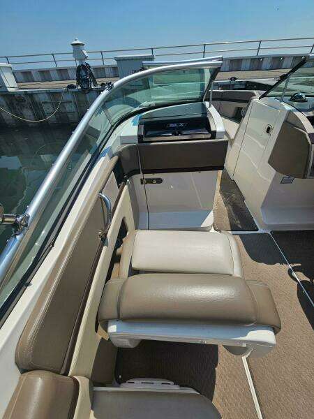 25ft Sea Ray Yacht For Sale