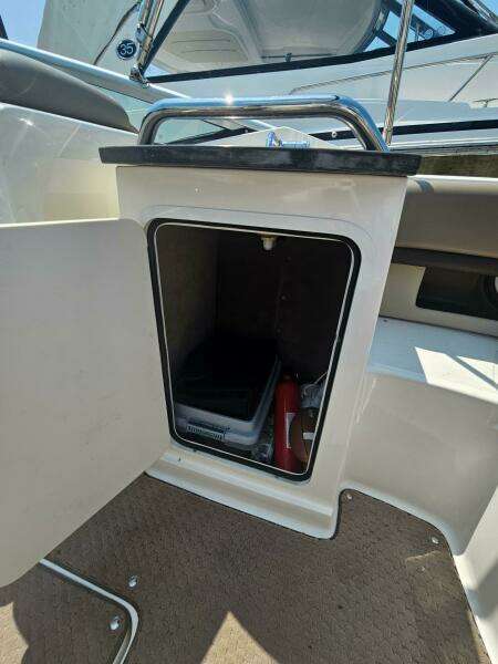 25ft Sea Ray Yacht For Sale