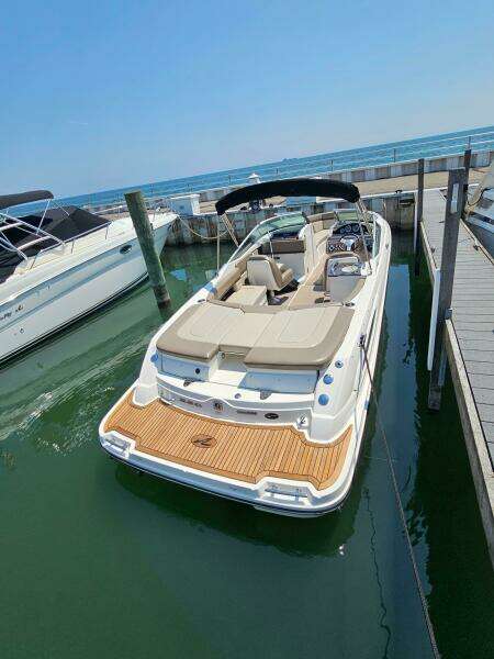25ft Sea Ray Yacht For Sale