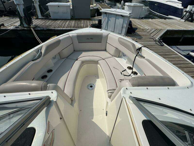 27ft Sea Ray Yacht For Sale