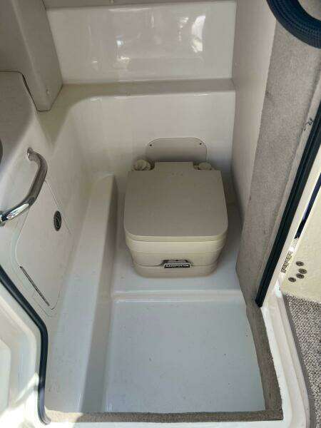 27ft Sea Ray Yacht For Sale