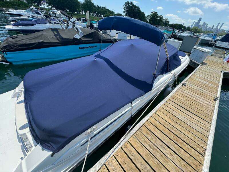 27ft Sea Ray Yacht For Sale