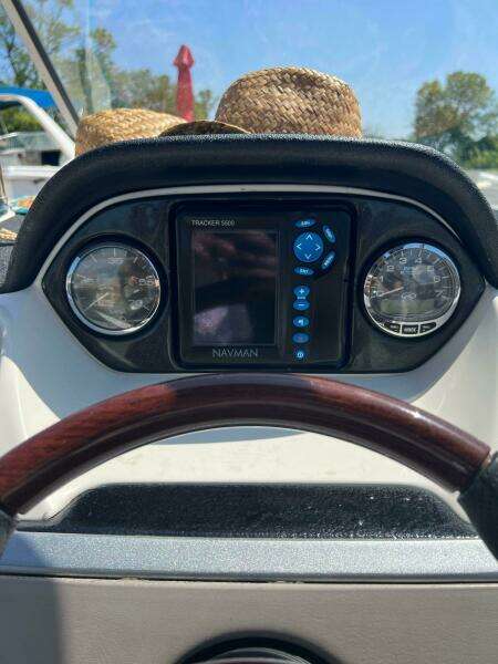 27ft Sea Ray Yacht For Sale