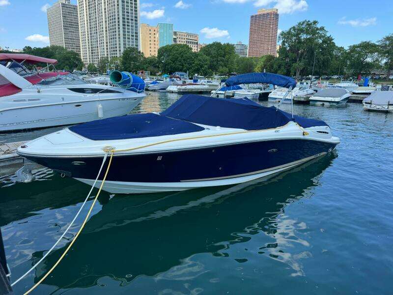 27ft Sea Ray Yacht For Sale