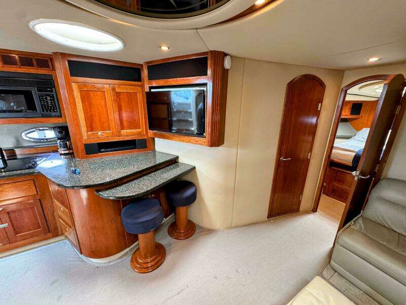 54ft Cruisers Yachts Yacht For Sale