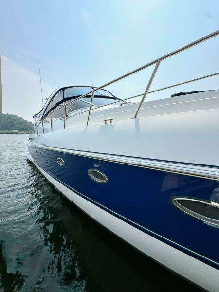 54ft Cruisers Yachts Yacht For Sale