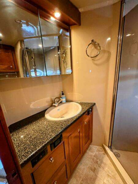 54ft Cruisers Yachts Yacht For Sale