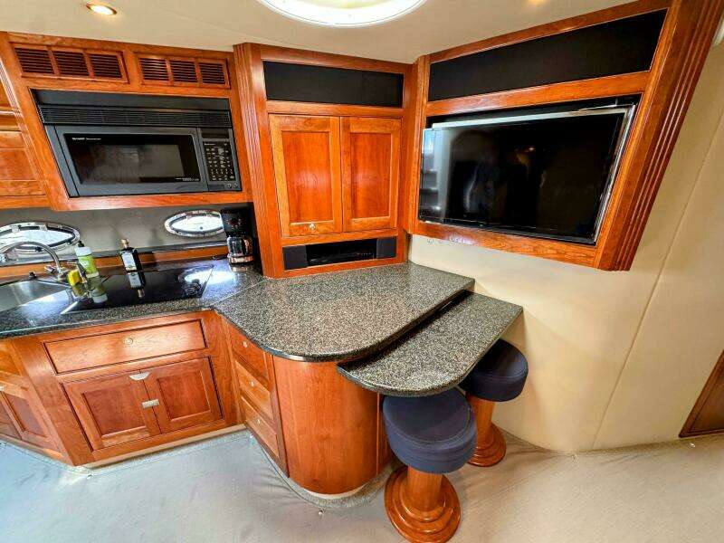 54ft Cruisers Yachts Yacht For Sale
