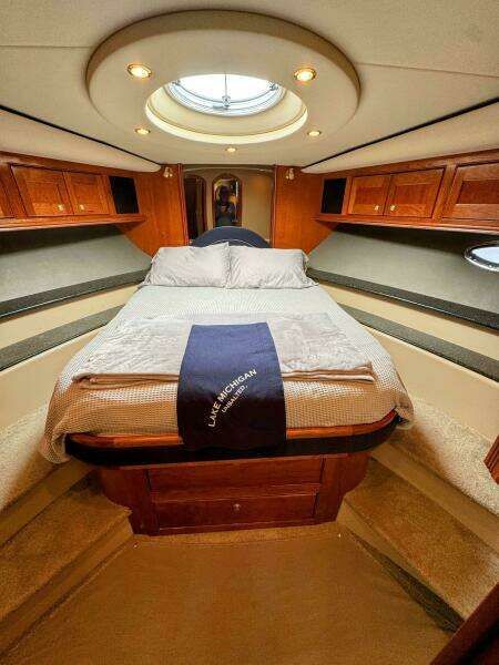54ft Cruisers Yachts Yacht For Sale
