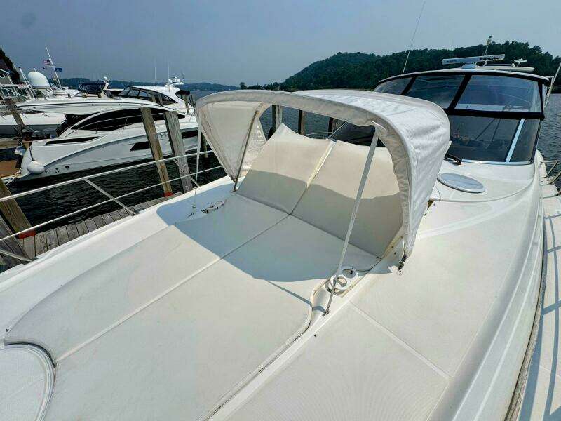 54ft Cruisers Yachts Yacht For Sale