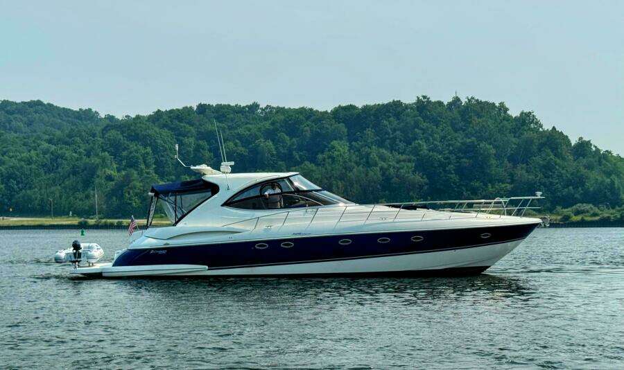 54ft Cruisers Yachts Yacht For Sale