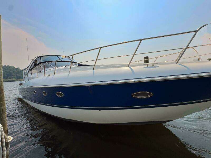 54ft Cruisers Yachts Yacht For Sale